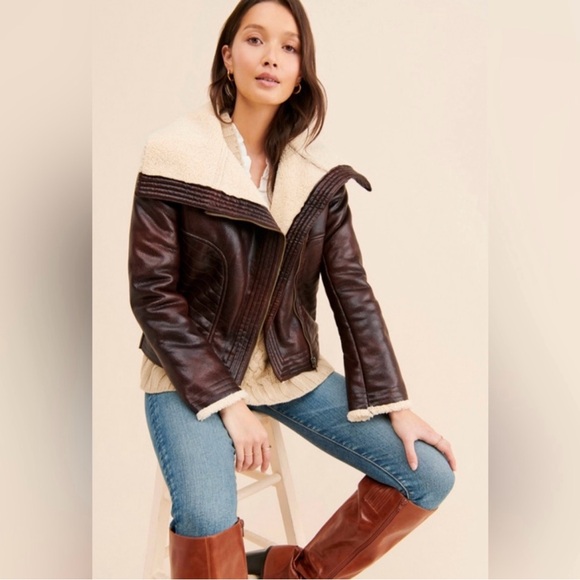 Women's Brown Leather Jacket with Shearling Collar - Picture 3 of 9